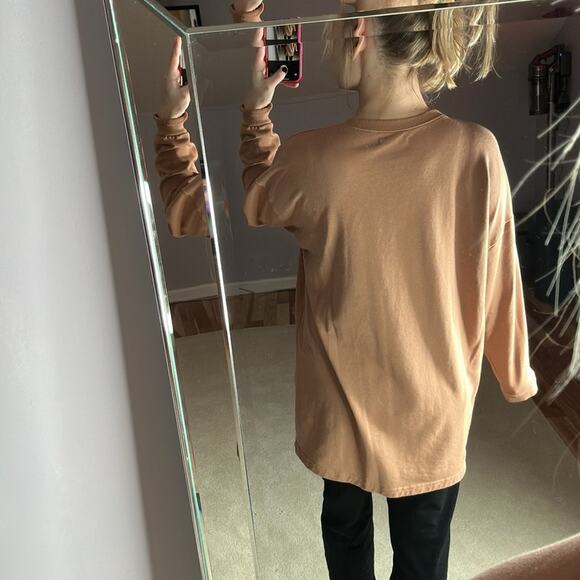 Urban Outfitters: Teddy Bear Holiday Sweatshirt Oversized - Picture 2 of 7